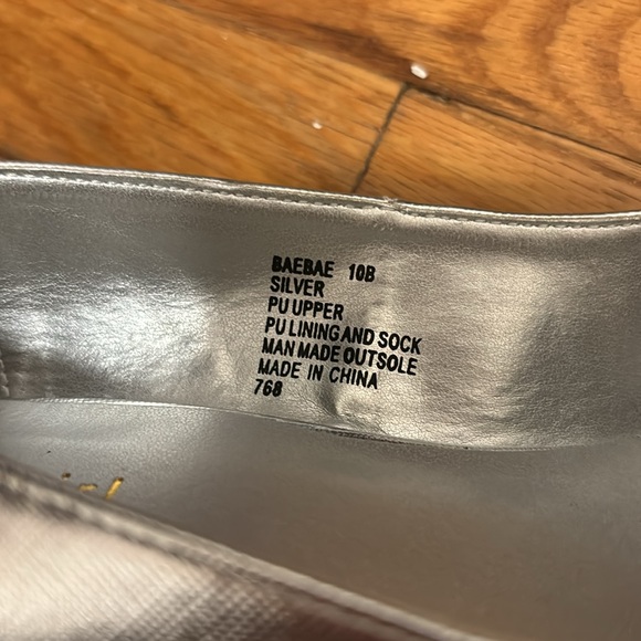 3 for 30 👡Madden girl silver heels - Picture 6 of 7